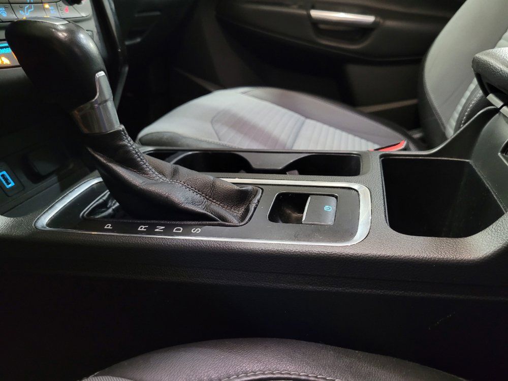 Used 2018 Ford Escape SE w/ SE Sport Appearance Package FWD image 26