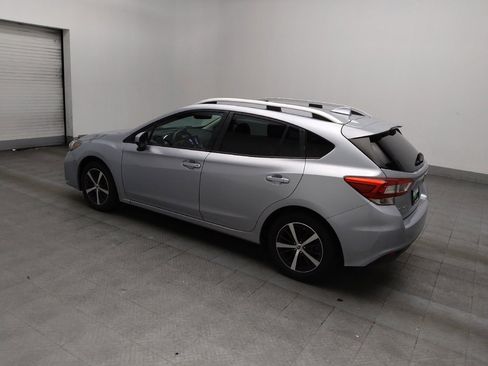 Used 2019 Subaru Impreza 2.0i Premium AWD/4WD image 3