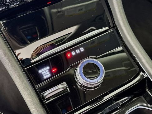 Used 2021 Jeep Grand Cherokee L Limited image 21