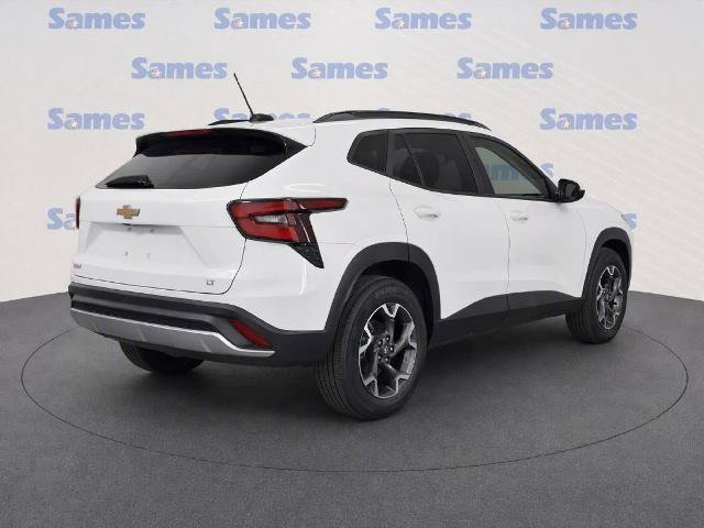 Used 2025 Chevrolet Trax LT w/ Driver Confidence Package FWD image 3