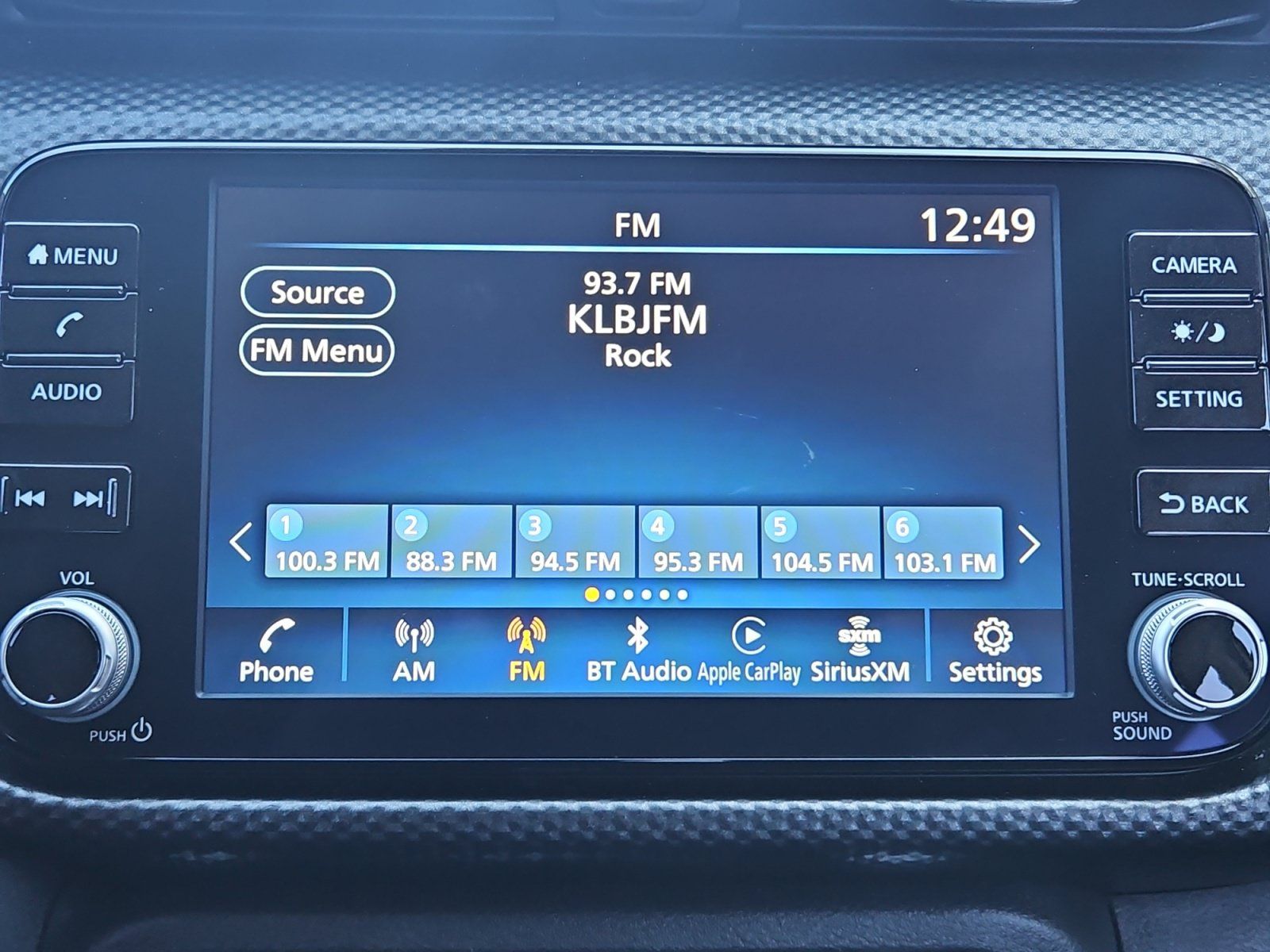 Used 2023 Nissan Kicks SV FWD image 16
