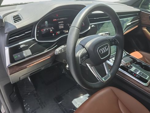 Used 2024 Audi Q8 Premium Plus w/ Premium Plus Package AWD/4WD image 27
