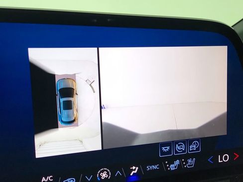 New 2025 Chevrolet Blazer EV RS image 23