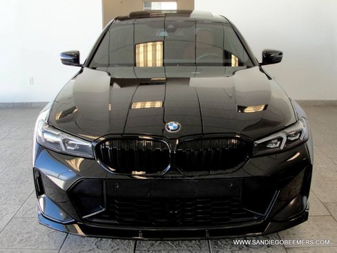 Used 2024 BMW 330i Sedan w/ M Sport Package RWD image 23