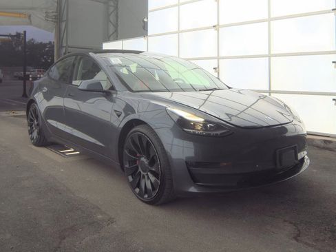 Used 2022 Tesla Model 3 Performance AWD/4WD image 3