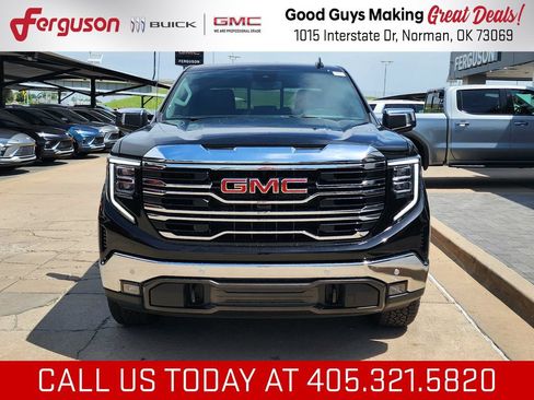 New 2026 GMC Sierra 1500 SLT w/ SLT Premium Plus Package AWD/4WD image 9