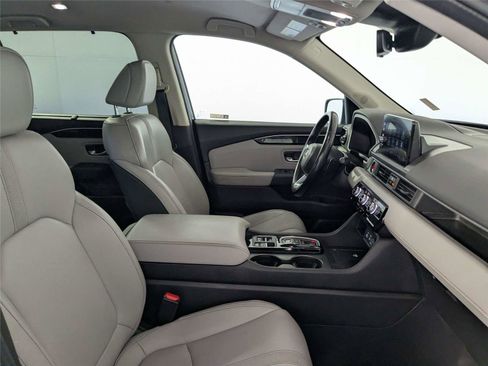 Used 2024 Honda Pilot EX-L image 31