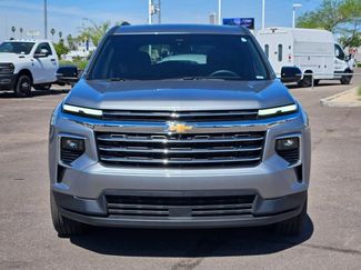 Used 2025 Chevrolet Traverse LT w/ Driver Confidence Package video 2