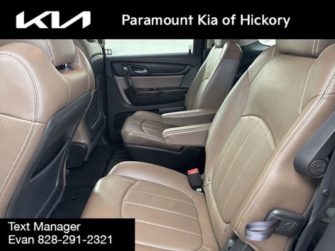 Used 2015 GMC Acadia SLT w/ Technology Package image 14