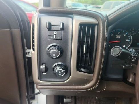 Used 2017 GMC Sierra 1500 Denali AWD/4WD image 11