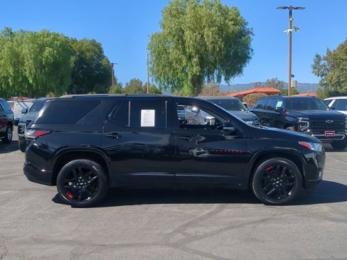 Used 2020 Chevrolet Traverse Premier w/ Redline Edition FWD image 4