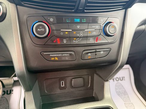 Used 2019 Ford Escape SE FWD image 33