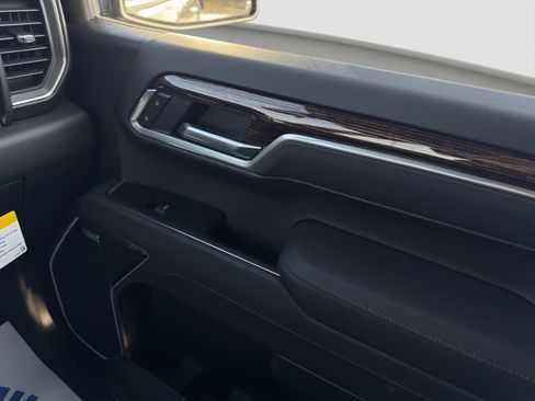 New 2026 GMC Sierra 1500 Elevation w/ Elevation Premium Package image 17