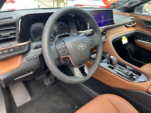 New 2026 Toyota Crown Signia AWD/4WD image 12