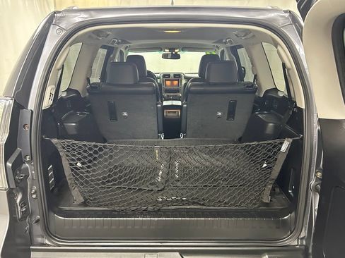 Used 2017 Lexus GX 460 Luxury w/ Preferred Accessory Package AWD/4WD image 11
