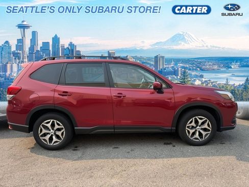Certified 2023 Subaru Forester Premium AWD/4WD image 10