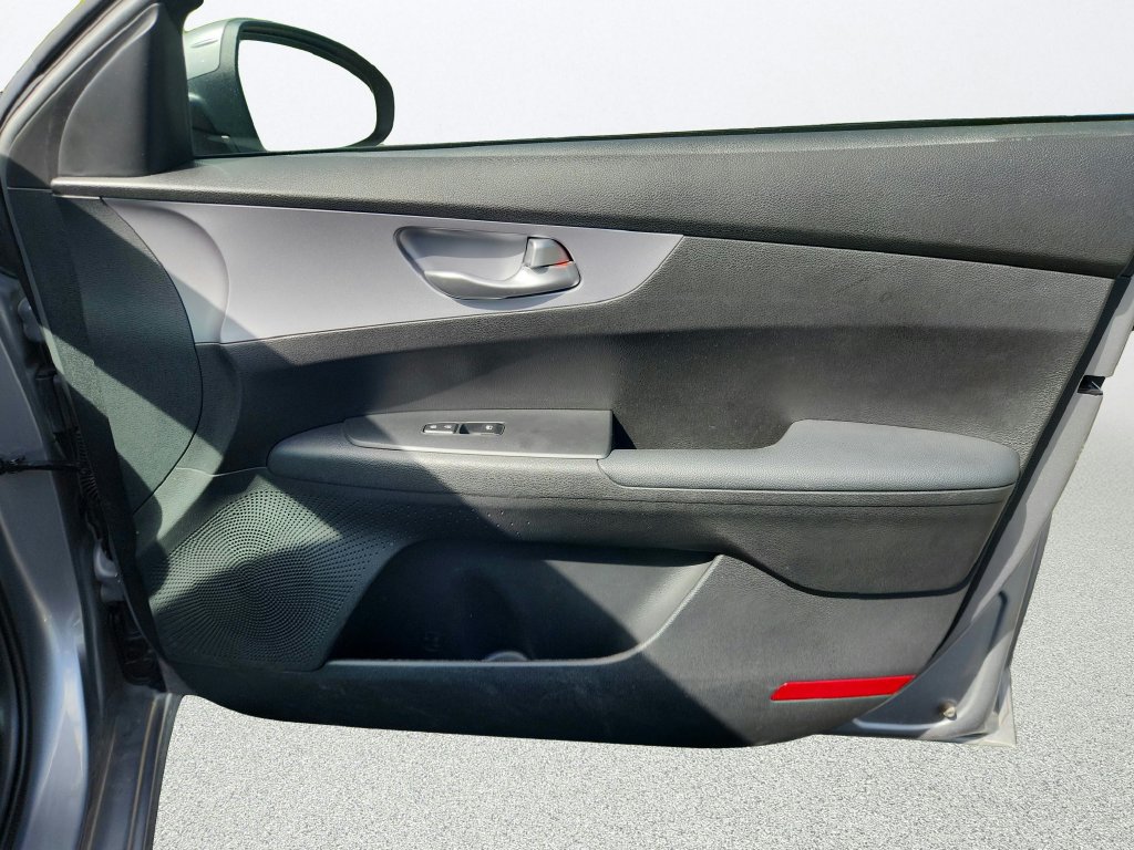 Used 2024 Kia Forte LXS FWD image 24