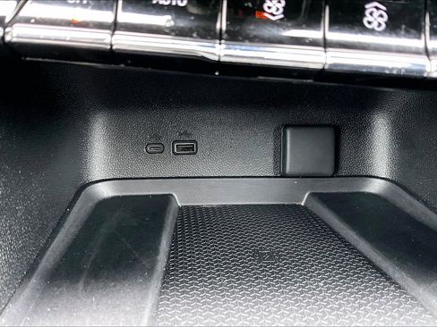 Certified 2024 Chevrolet Traverse RS w/ LPO, Floor Liner Package image 29