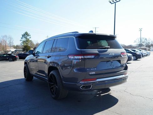 Used 2022 Jeep Grand Cherokee L Overland image 3