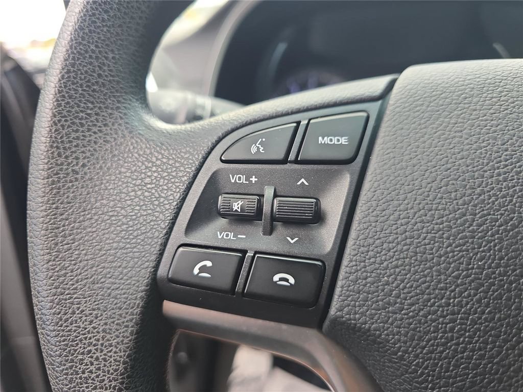 Used 2019 Hyundai Tucson Value FWD image 23