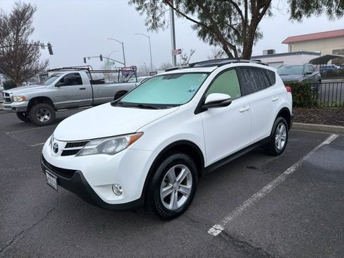 Used 2013 Toyota RAV4 XLE image 23