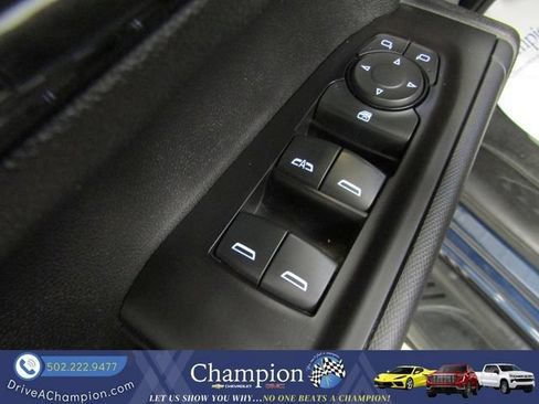 Used 2019 Chevrolet Silverado 1500 Custom Trail Boss w/ Custom Convenience Package AWD/4WD image 19