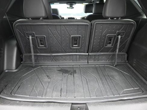 Certified 2023 Chevrolet Traverse LT w/ LT Premium Package image 11