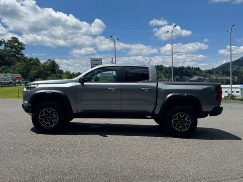 New 2026 Chevrolet Colorado ZR2 w/ Technology Package AWD/4WD image 4