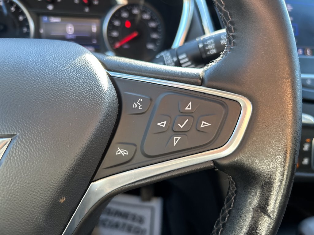 Used 2023 Chevrolet Equinox LT FWD image 24