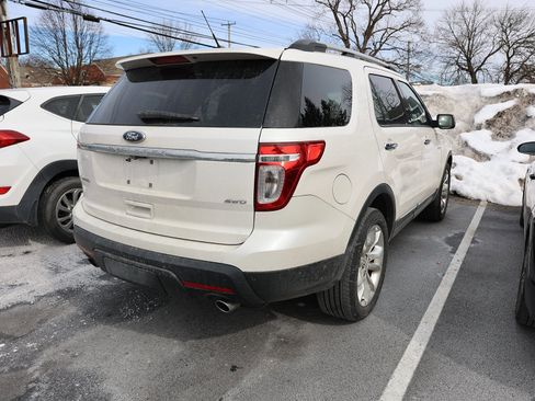 Used 2015 Ford Explorer Limited w/ Equipment Group 302A image 5