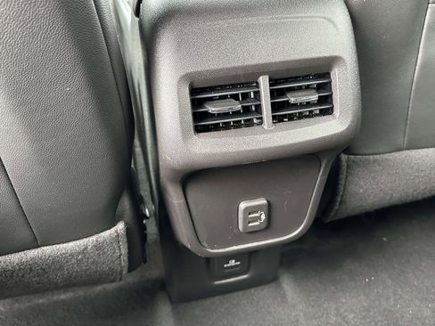 Certified 2024 Chevrolet Equinox RS w/ RS Leather Package image 13