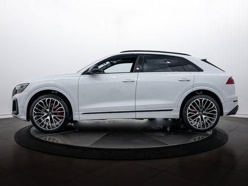 New 2026 Audi SQ8 Prestige image 7