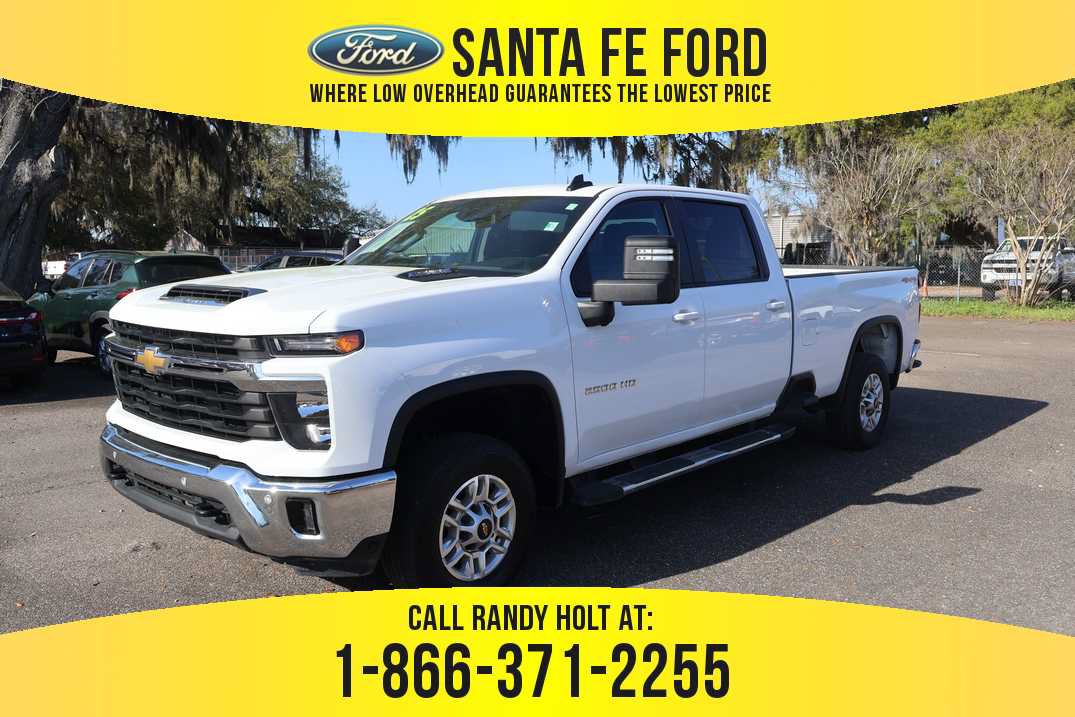 Used 2025 Chevrolet Silverado 2500 LT w/ Safety Package AWD/4WD image 1