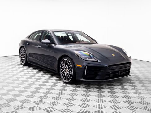 New 2026 Porsche Panamera 4 image 6