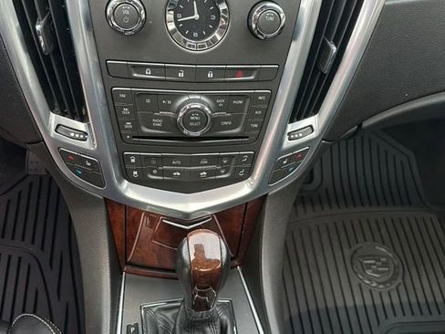 Used 2012 Cadillac SRX Luxury AWD/4WD image 11