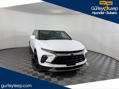 Used 2023 Chevrolet Blazer LT image 1