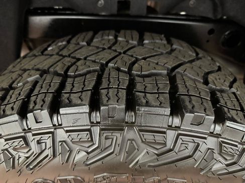 Used 2024 Chevrolet Colorado Trail Boss w/ Advanced Trailering Package image 40