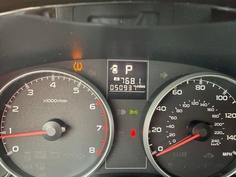 Used 2014 Subaru Outback 2.5i w/ Alloy Wheel Package image 4