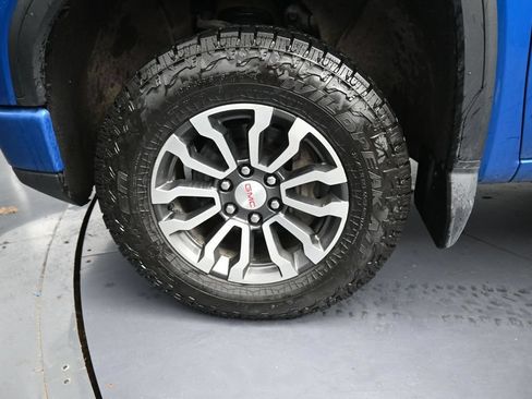 Used 2023 GMC Sierra 1500 AT4 AWD/4WD image 14