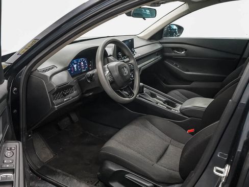 Used 2023 Honda Accord LX image 17