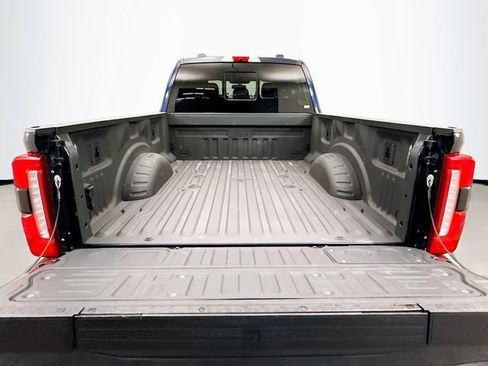 Certified 2023 Ford F250 Lariat w/ Lariat Ultimate Package AWD/4WD image 27