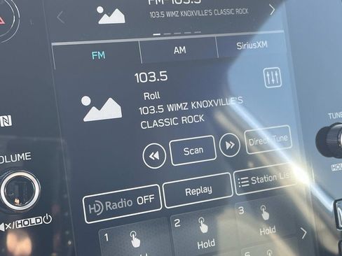 New 2025 Subaru Forester Premium image 30