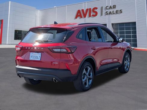 Used 2025 Ford Escape ST-Line AWD/4WD image 6