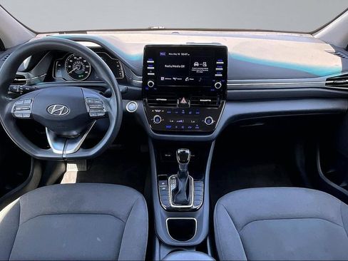 Used 2022 Hyundai Ioniq Blue FWD image 9