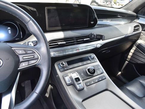 Used 2020 Hyundai Palisade Limited FWD image 9