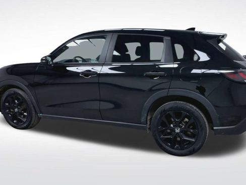 Used 2023 Honda HR-V Sport image 6