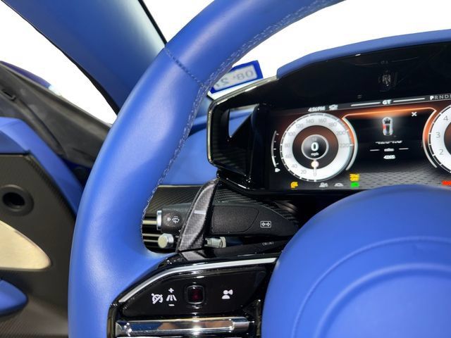 Used 2026 Aston Martin Vanquish RWD image 26