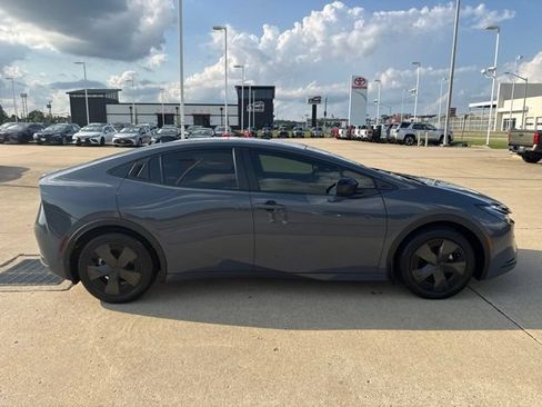 Certified 2026 Toyota Prius LE FWD image 3