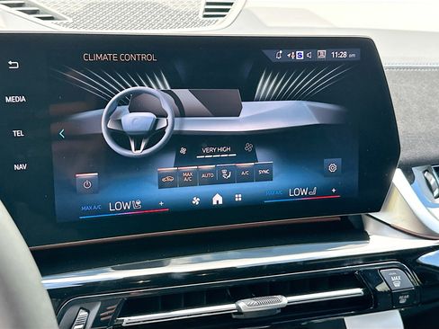 New 2026 BMW X2 xDrive28i w/ M Sport Package image 13