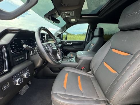 Used 2024 GMC Sierra 2500 AT4 w/ AT4 Premium Plus Package AWD/4WD image 29